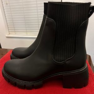Steve Madden Hutch Boots Black